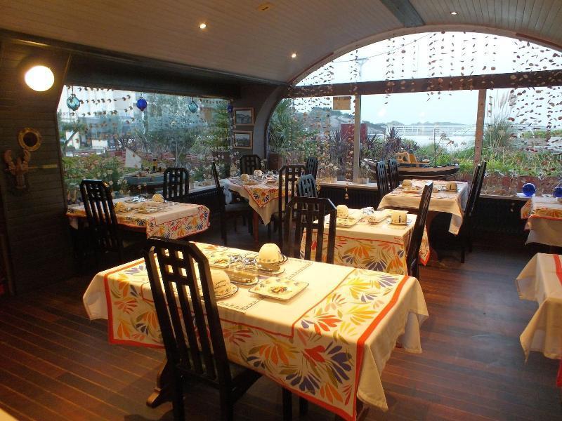 Hotel - Restaurant - Salon De The Le Beausejour Trégastel المظهر الخارجي الصورة