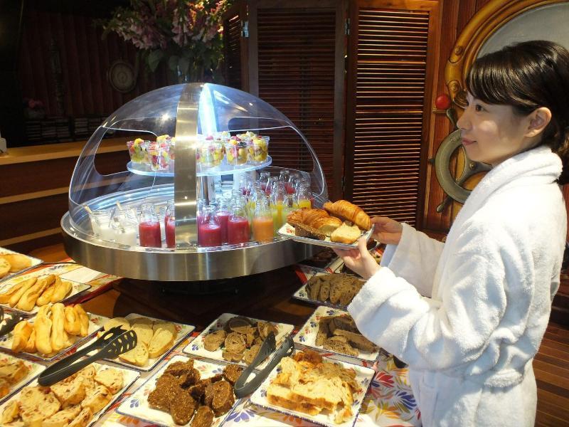 Hotel - Restaurant - Salon De The Le Beausejour Trégastel المظهر الخارجي الصورة